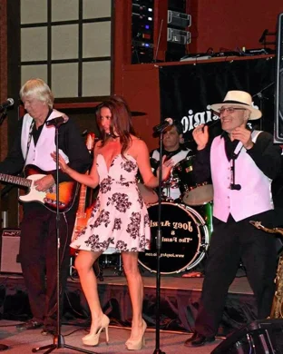 The Corvettes Doo Wop Revue